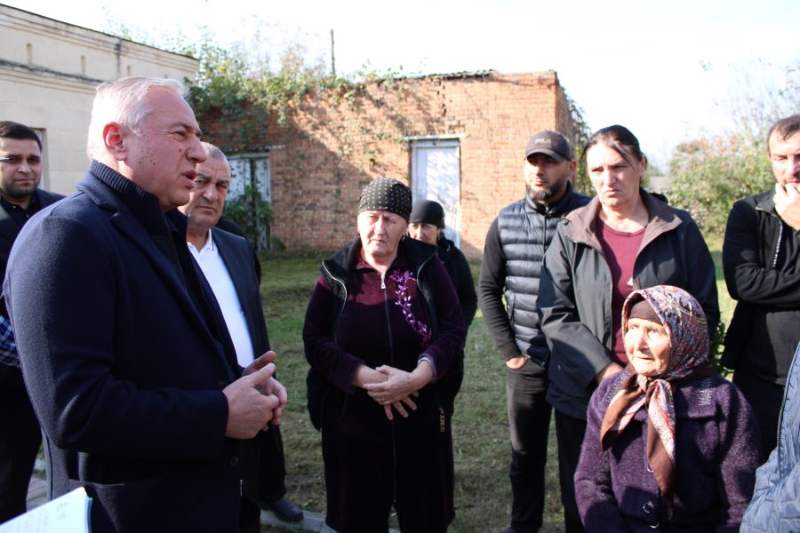 Seçicilərlə görüş seçicilerlə görüş