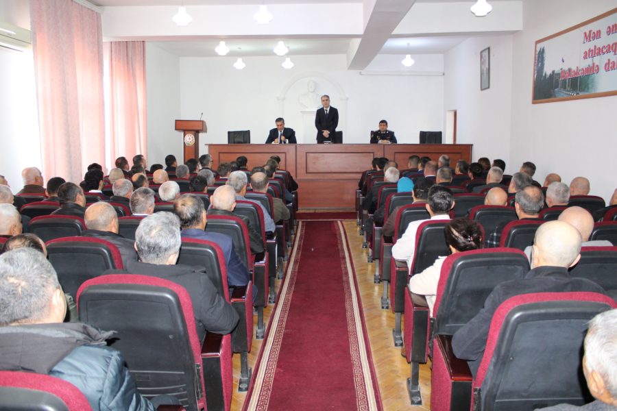 Sahibkarlarla görüş Sahibkarlarla görüş