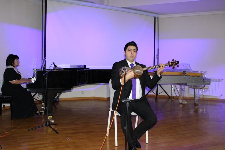 “Mənim Azərbaycanım”: Həmrəylik Ruhunun Musiqi ilə Vüsət Tapdığı Axşam “Mənim Azərbaycanım”: Həmrəylik Ruhunun Musiqi ilə Vüsət Tapdığı Axşam