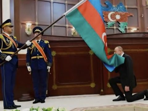 Zəfərlə gözəl bayramınız mübarək! Azərbaycan Bayrağı