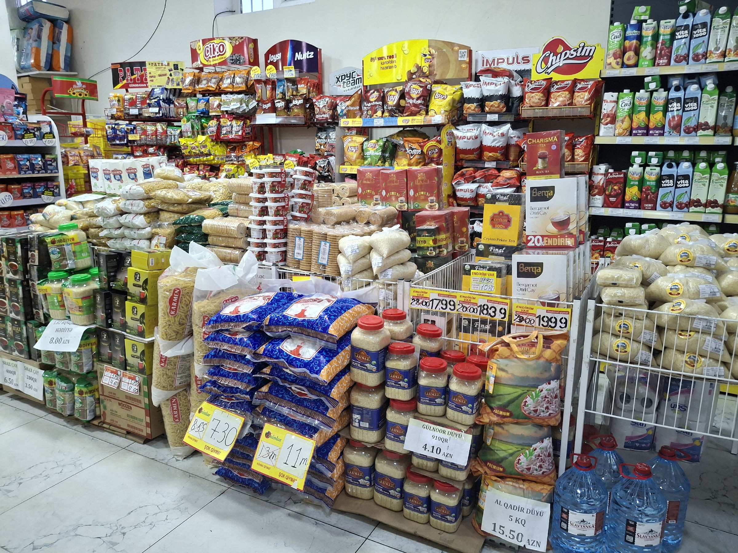 Marketlərdə səhlənkarlıq, saxta içkilər və istehlakçının hüquqları