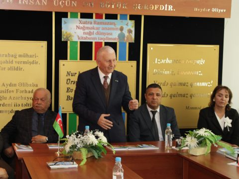 Balakəndə şair Ramazan Xutra ilə görüş keçirildi