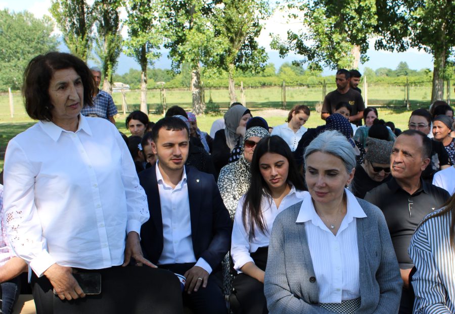 Rəhbərə Xalqın Sevgisi