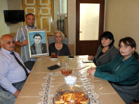 Şəhid ailələrinə diqqət və qayğı